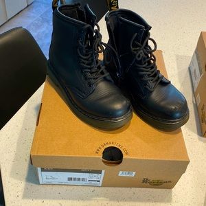Dr. Martens leather lace up boots size 11